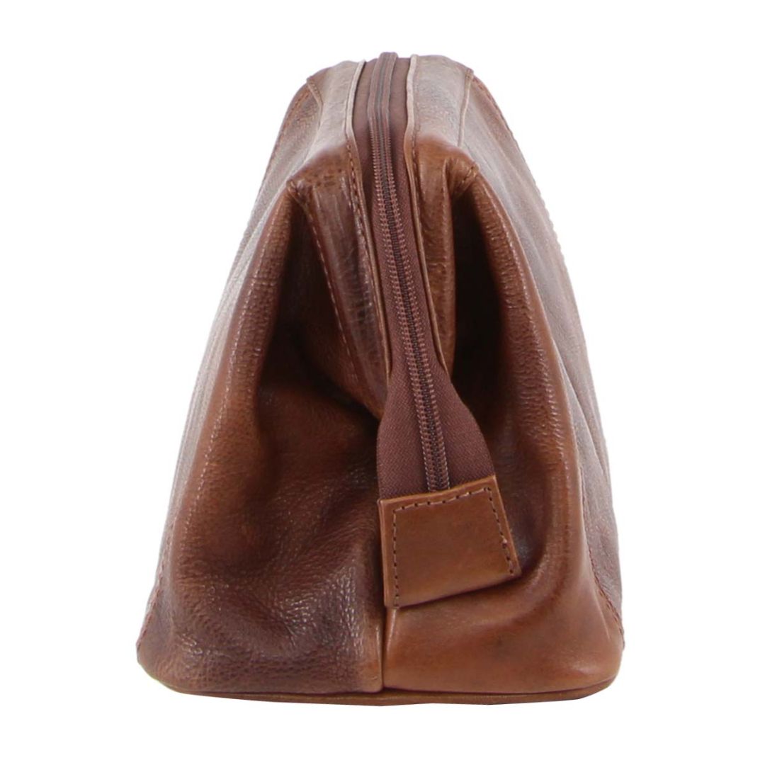 Pierre Cardin Rustic Leather Toiletry Bag in Cognac